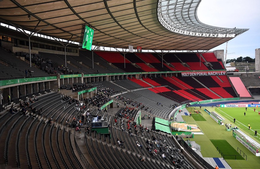 DFB-Pokal-Finale 2020 Bayer 04 Leverkusen - Bayern München v. l. Stadionansicht Innenraum, Tribuene Uebersicht Fussball, Herren, Saison 2019/2020, 77. Finale um den DFB-Pokal in Berlin, Bayer 04 Lever ...