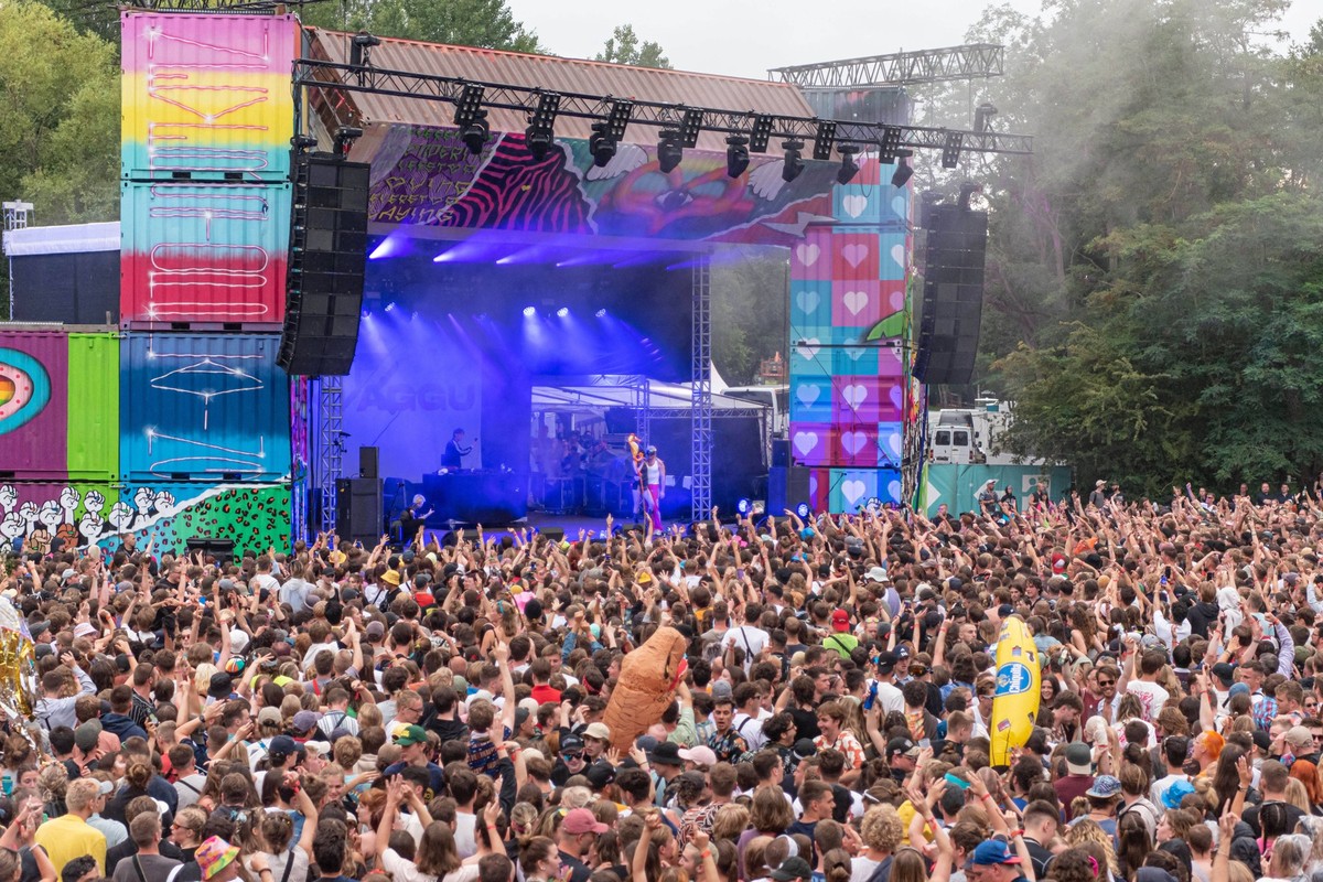 Ribnitz-Damgarten, Deutschland 12. August 2023: About You Pangea Festival - 2023 Im Bild: Der Auftritt von SKI AGGU auf dem Pangea Festival 2023 *** Ribnitz Damgarten, Germany 12 August 2023 About You ...