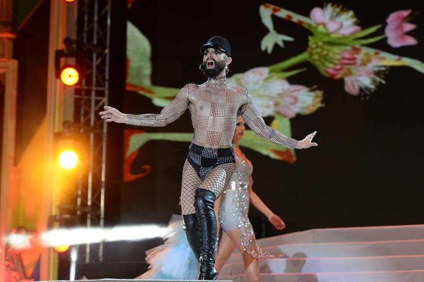 June 8, 2019 - Vienna, Austria - Conchita Wurst attending the Life Ball at City Hall on June 8 2019 in Vienna, Austria Vienna Austria PUBLICATIONxINxGERxSUIxAUTxONLY - ZUMAny1_ 20190608_zaf_ny1_126 Co ...