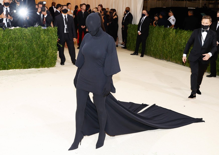 Entertainment Bilder des Tages Kim Kardashian arrives for The Met Gala at The Metropolitan Museum of Art celebrating the opening of In America: A Lexicon of Fashion in New York City on Monday, Septemb ...