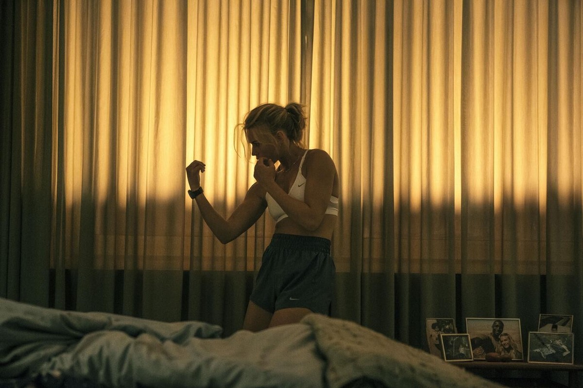 Jeanne Goursaud spielt in dem neuen Netflix-Film eine Actionheldin.
