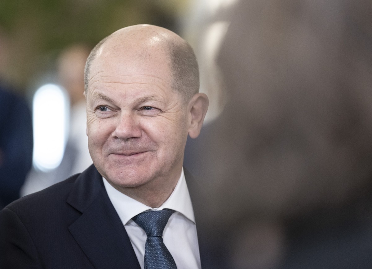 31.03.2023, Hessen, Frankfurt/Main: Bundeskanzler Olaf Scholz (SPD) kommt zum &quot;FAZ&quot;-Kongress 2023 im Casino auf dem Campus der Goethe-Universität Frankfurt. Foto: Boris Roessler/dpa +++ dpa- ...