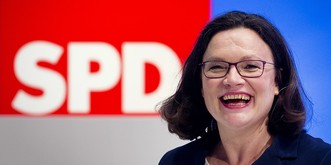 Die Krönung hat geklappt – Andrea Nahles ist die neue SPD-Vorsitzende