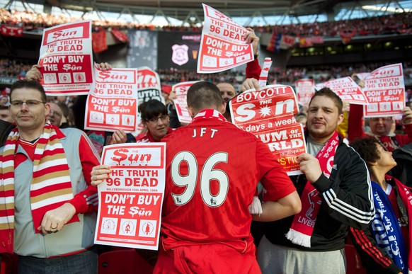 "Don't Buy The Sun": Auch 2012 äußern sich Fans in Liverpool noch deutlich.