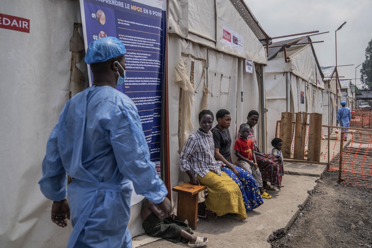 Children suffering from mpox wait for a treatment at a clinic in Munigi, eastern Congo, Monday, Aug. 19, 2024. Congo will receive the first vaccine doses to address its mpox outbreak next week from th ...