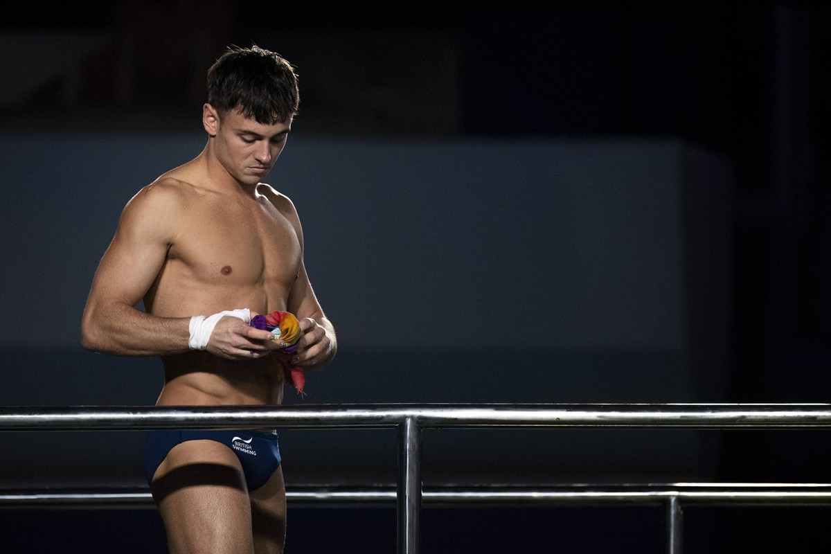 Tom Daley of Great Britain competes in the Mixed team event final during the 21st World Aquatics Championships at the Hamad Aquatic Center in Doha Qatar, February 02, 2024. GiorgioXPerottino