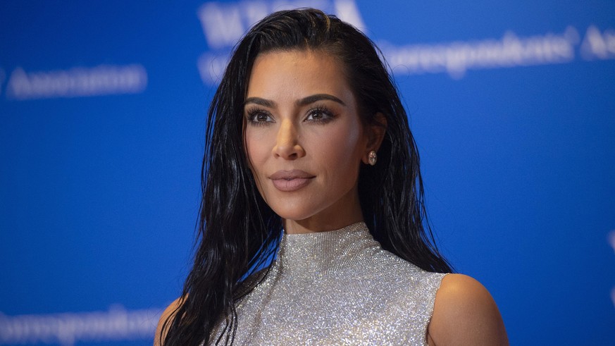 Socialiate Kim Kardashian arrives at the 2022 White House Correspondents&#039; Association Dinner at the Washington Hilton in Washington, DC on Saturday, April 30, 2022. The dinner is back this year f ...