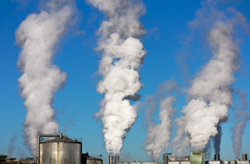 Die Industrie macht einen beträchtlichen Teil der CO2-Emissionen aus.(Symbolbild)