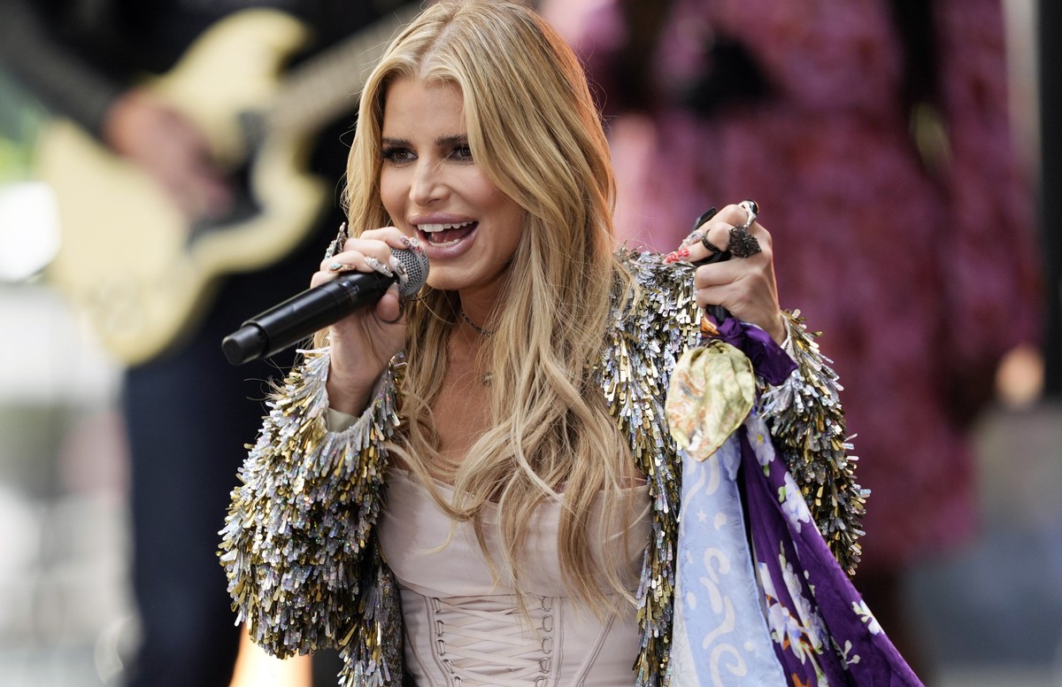 Jessica Simpson performs on NBC's Today show at Rockefeller Plaza on Wednesday, July 23, 2025, in New York. (Photo by Charles Sykes/Invision/AP)