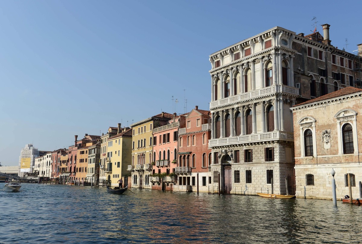 Venedig, Italien, Venetien, Innenstadt unweit vom Hauptbahnhof, Canal Grande, aufgenommen am 23. November 2014.
Venice Italy Veneto Inner city close of Central Station Canal Grande Date at 23 Novem ...