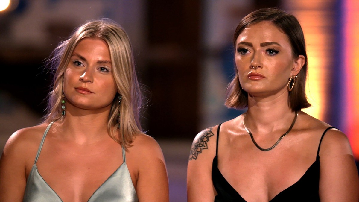 Jetty (Henriette, l.) und Saskia

Die Verwendung des sendungsbezogenen Materials ist nur mit dem Hinweis und Verlinkung auf RTL+ gestattet.