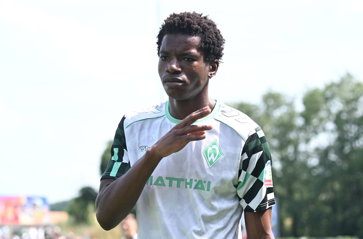GER, Testspiel, BSV Kickers Emden vs SV Werder Bremen / 19.07.2025, Ostfriesland-Stadion, Emden, GER, Testspiel, BSV Kickers Emden vs SV Werder Bremen im Bild / picture shows Feature / Impressionen Sk ...