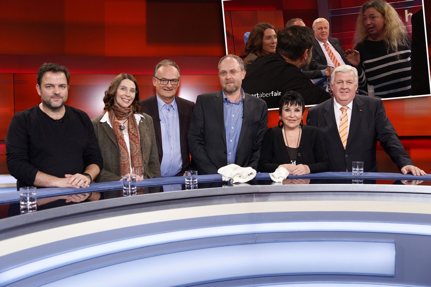 Martin Rütter, Svenja Furken, Frank Plasberg,, Achim Gruber, Uschi Ackermann und Kees de Vries in der ARD-Talkshow &#039;hart aber fair&#039; im WDR Fernsehstudio A. Köln, 16.12.2019 | Verwendung welt ...