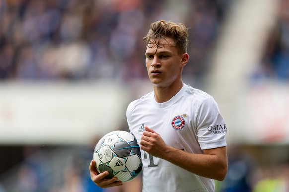 Paderborn, Germany 28.09.2019, 1. Bundesliga, 6. Spieltag, SC Paderborn 07 - FC Bayern Muenchen, Joshua Kimmich FCB Schaut, looks on Paderborn Benteler-Arena North Rhine-Westphalia Germany eu-images-0 ...