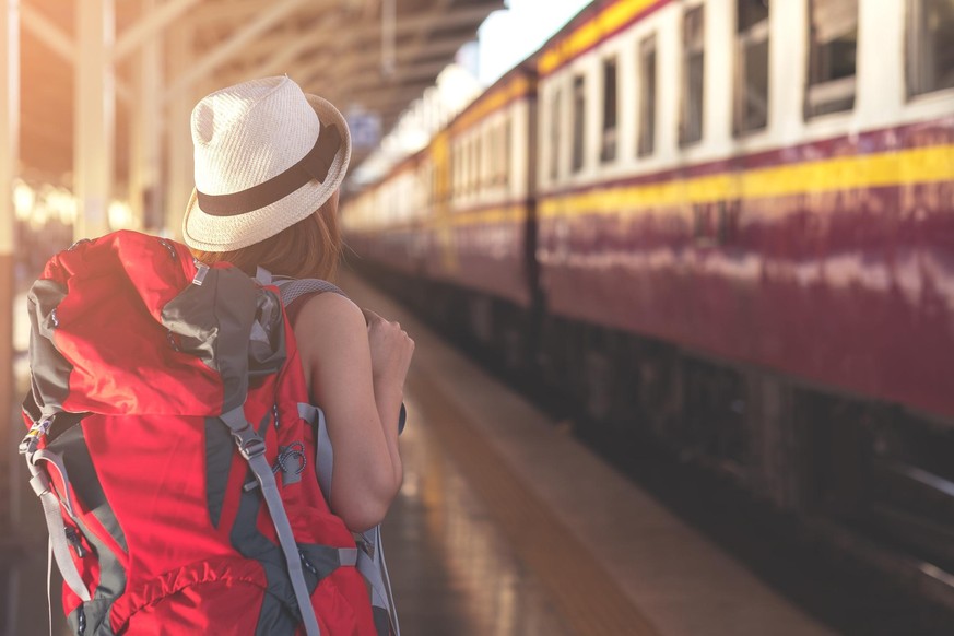 Wer mit dem Zug ins Ausland reist, braucht Zeit. Mit drei Tagen Extra-Urlaub lässt sich das aber verschmerzen.