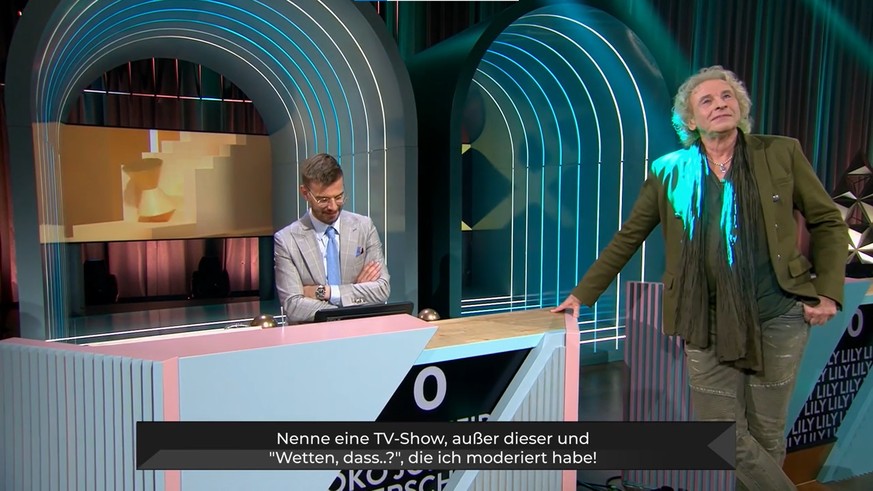 Thomas Gottschalk gibt den Moderator bei JokoWinterscheidts Sendung "Wer stiehlt mir die Show?".