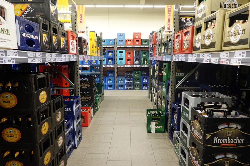 Symbolbild - Bier Bierkasten Supermarkt