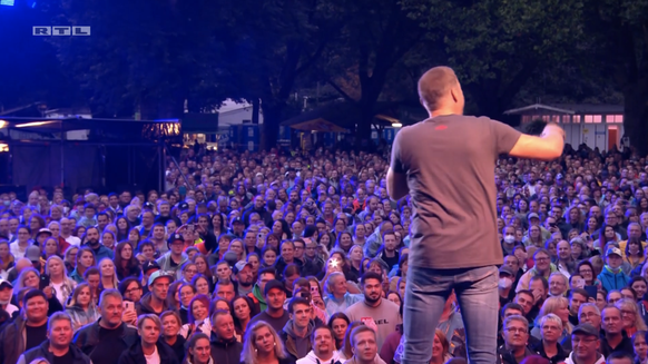 Mario Barth spielte vor großem Publikum bei "RTL sagt Danke".