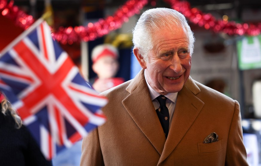 . 23/11/2021. Cambridge, United Kingdom. Prince Charles, Prince of Wales, during a visit to a market in Cambridge, United Kingdom. PUBLICATIONxINxGERxSUIxAUTxHUNxONLY xPoolx/xi-Imagesx IIM-22843-0001