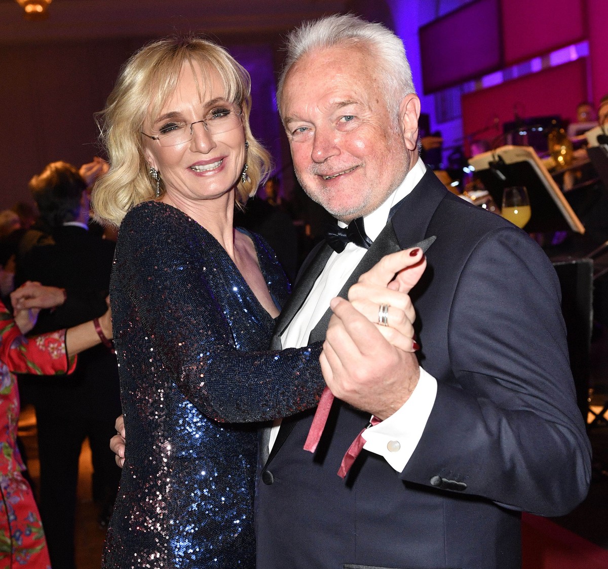 Wolfgang Kubicki mit Ehefrau Annette Marberth-Kubicki beim 68. Bundespresseball 2019 im Hotel Adlon Kempinski. Berlin, 29.11.2019 *** Wolfgang Kubicki with his wife Annette Marberth Kubicki at the 68 ...