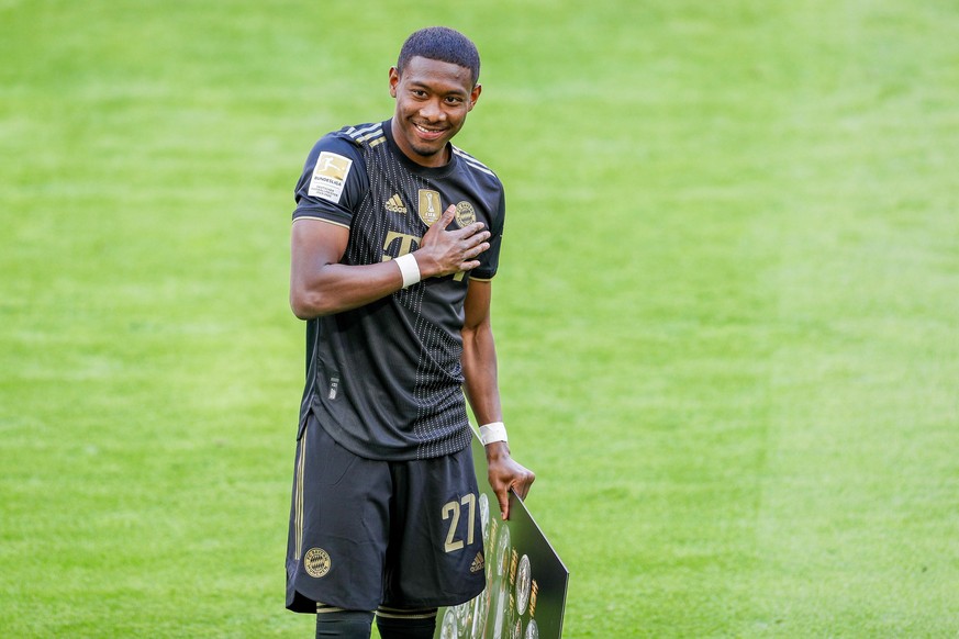 Verabschiedung von David Alaba #27 (FC Bayern Muenchen), FC Bayern Muenchen vs. FC Augsburg, 1. Bundesliga, 34. Spieltag, 22.05.2021, Foto: Christian Kolbert/kolbert-press/Pool via Sascha Walther/EIBN ...