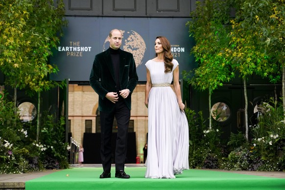. 17/10/2021. London, United Kingdom. Prince William and Kate Middleton arriving at the Earthshot Prize Awards Ceremony in London. PUBLICATIONxINxGERxSUIxAUTxHUNxONLY xi-Imagesx/xPoolx IIM-22686-0053