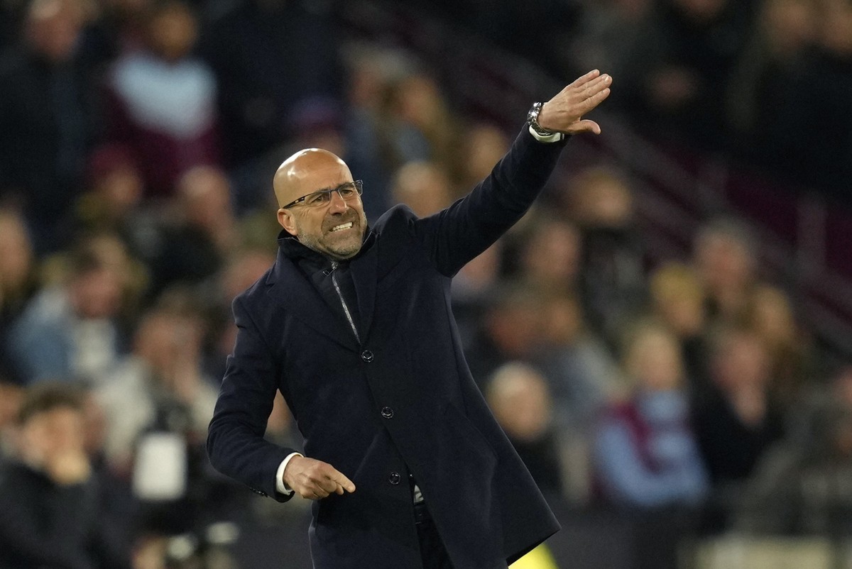 Peter Bosz (bei OL, 2022)