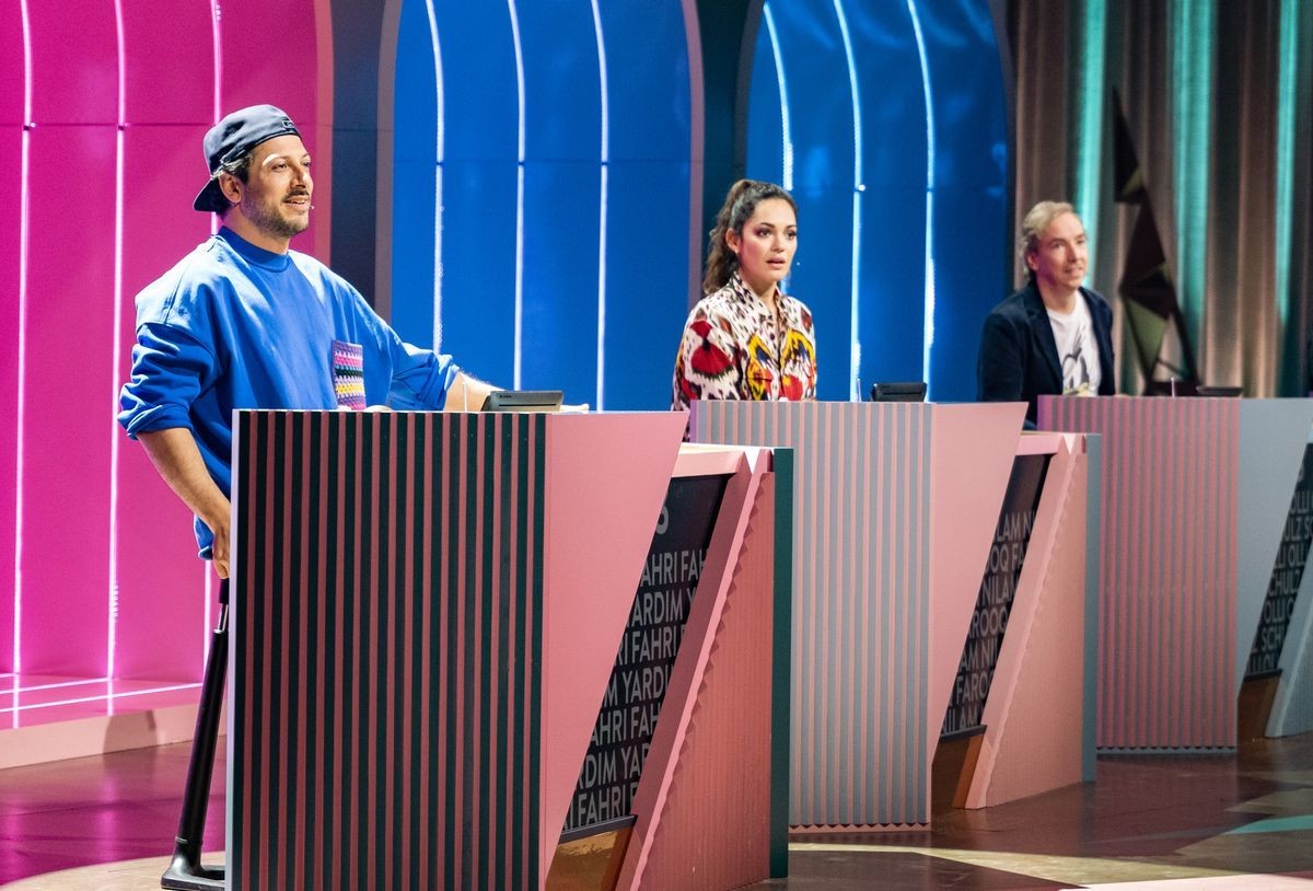 Fahri Yardim setzte sich bei "Wer stiehlt mir die Show?" gegen Nilam Farooq und Olli Schulz durch, trat im Finale gegen Gastgeber Joko Winterscheidt an und unterlag 3:5.
