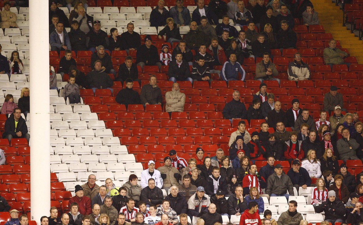 Leere Ränge im Stadion von Sheffield United.
