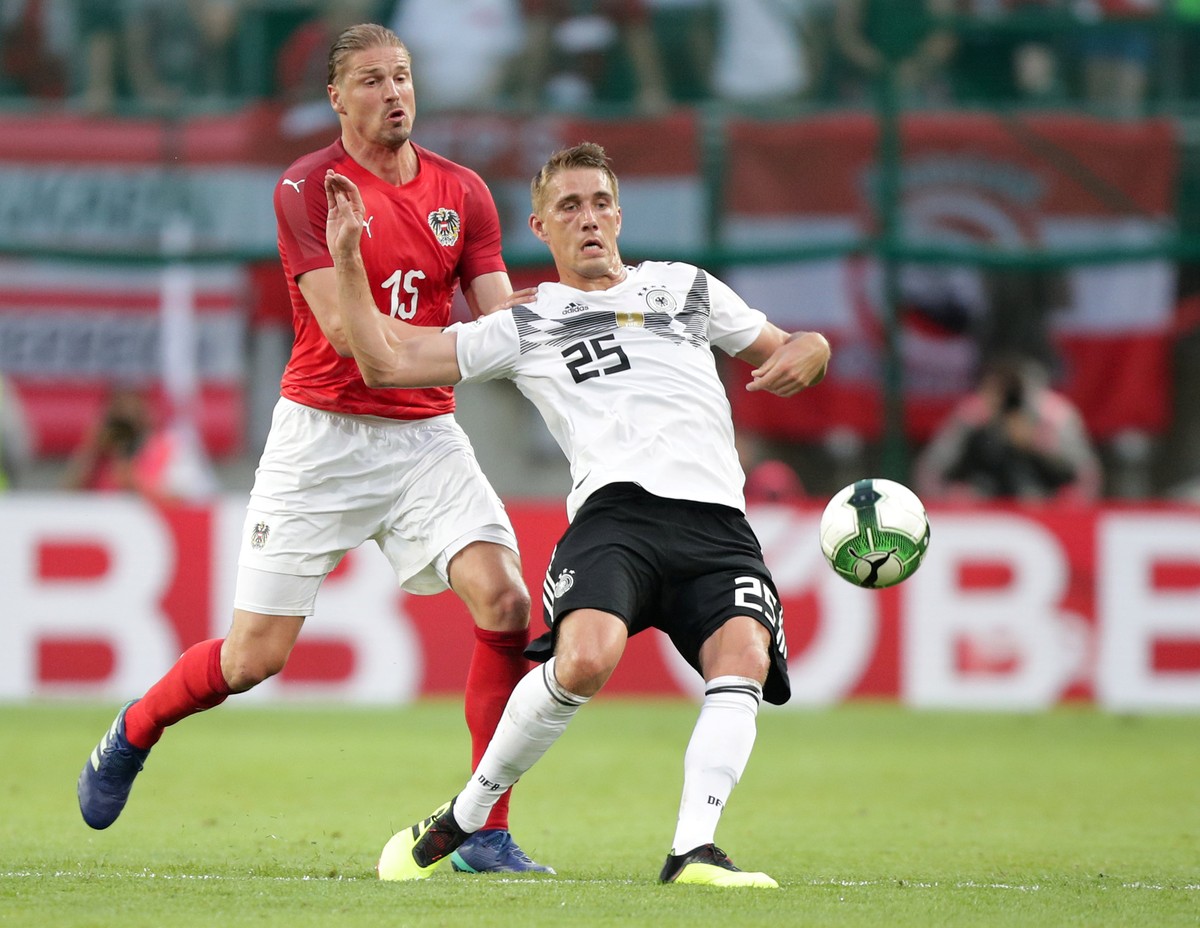 Soccer Football - International Friendly - Austria vs Germany - Worthersee Stadion, Klagenfurt, Austria - June 2, 2018 Germany’s Nils Petersen in action with Austria&#039;s Sebastian Prodl REUTERS/Lis ...