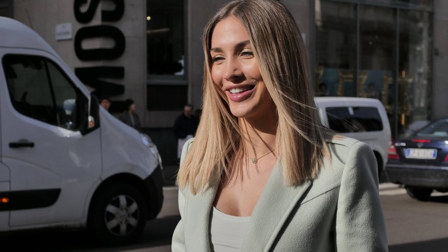 Max Mara Street fashion Show Milan, Italy: 20 February 2020: Show girl Ann Kathrin Gotze street style outfit after Max Mara fashion show during Milan fashion week Fall/winter 2020/2021. Milan Italy/Mi ...