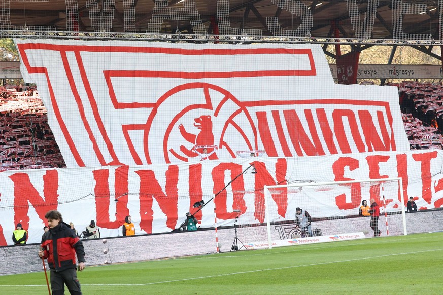 DEU, DFL, 1. FBL, 1.FC Union vs. Darmstadt, / 28.01.2024, Stadion Alte Foersterei, Berlin, DEU, DFL, 1. FBL, 1.FC Union vs. Darmstadt, im Bild: 1.FC Union-Fans, Banner DFL - regulations prohibit any u ...