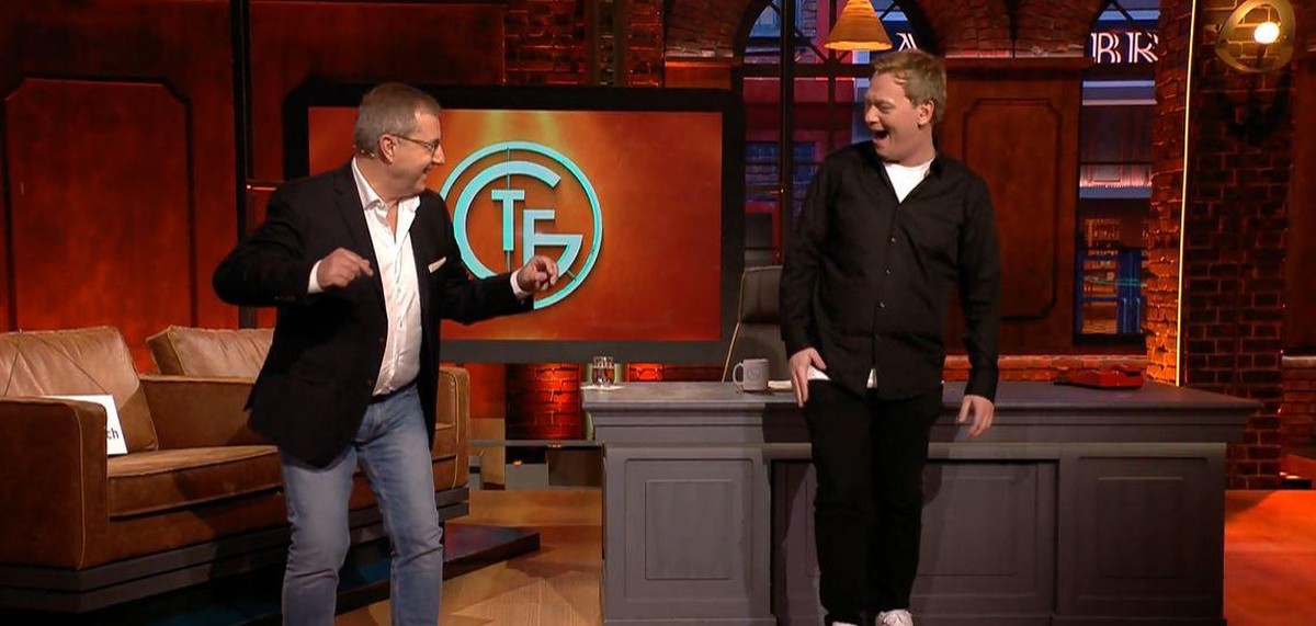 Jan Hofer und Knossi tanzen im Live-T