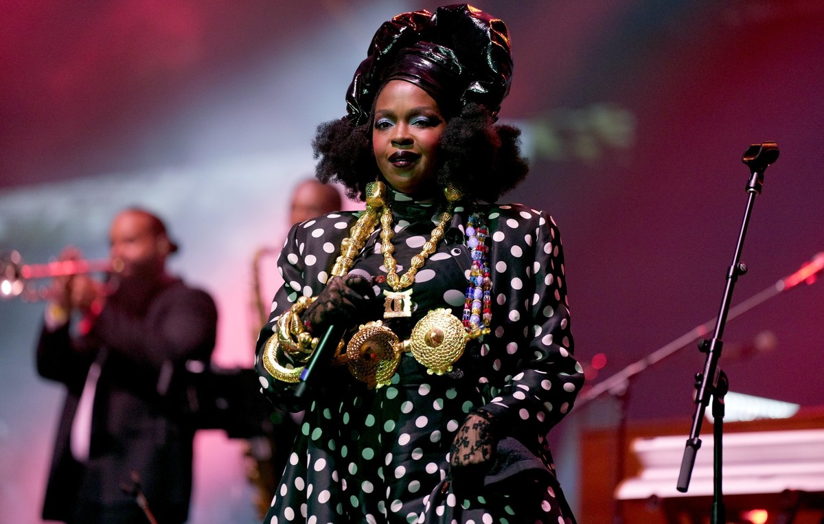 NEW ORLEANS, LOUISIANA - JULY 04: Ms. Lauryn Hill performs onstage during Day 1 of the 2025 ESSENCE Festival of Culture presented by Coca-Cola at Caesars Superdome on July 04, 2025 in New Orleans, Lou ...