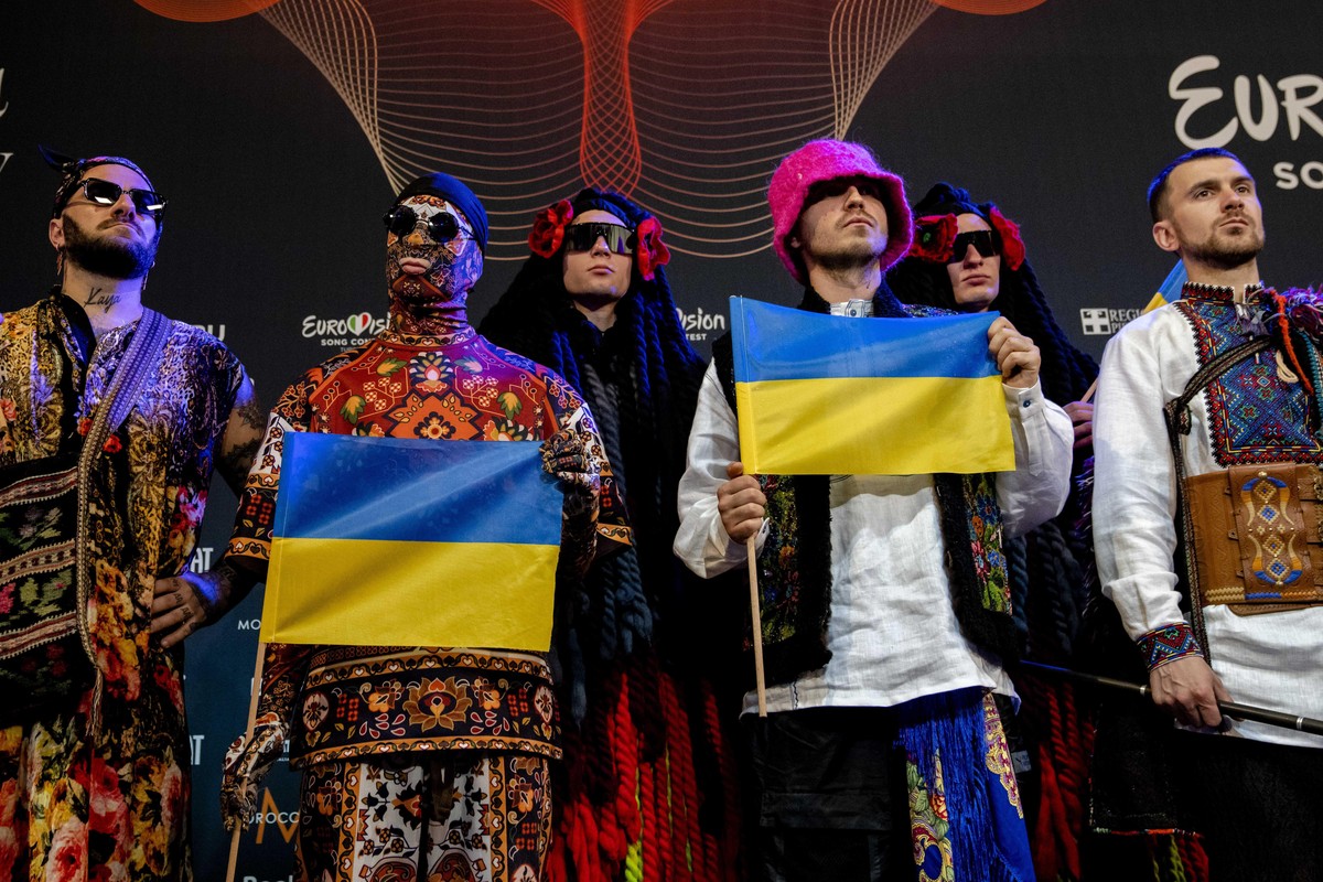 2022-05-04 14:47:16 TURIN  Kalush Orchestra aus der Ukraine spricht nach der zweiten Probe zur Presse. Die Gruppe vertritt die Ukraine beim Eurovision Song Contest in Italien. ANP SANDER KÖNIG