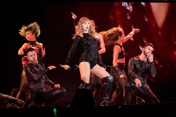 August 3, 2018 - Toronto, Ontario, Canada - American singer, songwriter, TAYLOR SWIFT performs at Rogers Centre in Toronto during her Reputation Stadium Tour Toronto Canada - ZUMAv53_ 20180803_zaf_v53 ...