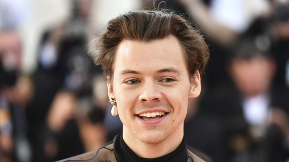 Harry Styles attends The Metropolitan Museum of Art&#039;s Costume Institute benefit gala celebrating the opening of the &quot;Camp: Notes on Fashion&quot; exhibition on Monday, May 6, 2019, in New Yo ...