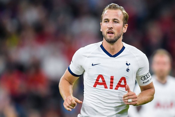 Harry Kane z Tottenham Hotspur FC podczas przedsezonowego meczu towarzyskiego pomiędzy Tottenham Hotspur FC i Bayernem Monachium na Allianz Arena 31 lipca 2019 r. w Monachium, Niemcy.