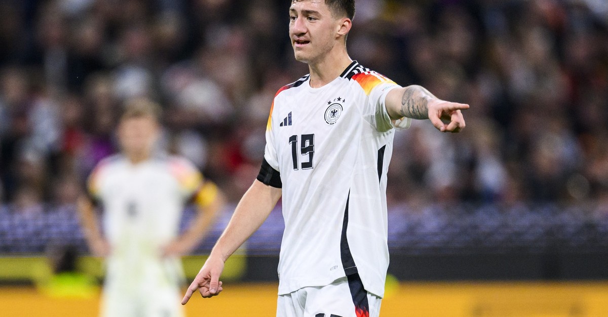 Angelo Stiller im Porträt: Nase, Freundin, Gehalt und chronische Erkrankung