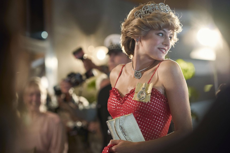 Emma Corrin spielt in der vierten Staffel Diana. 