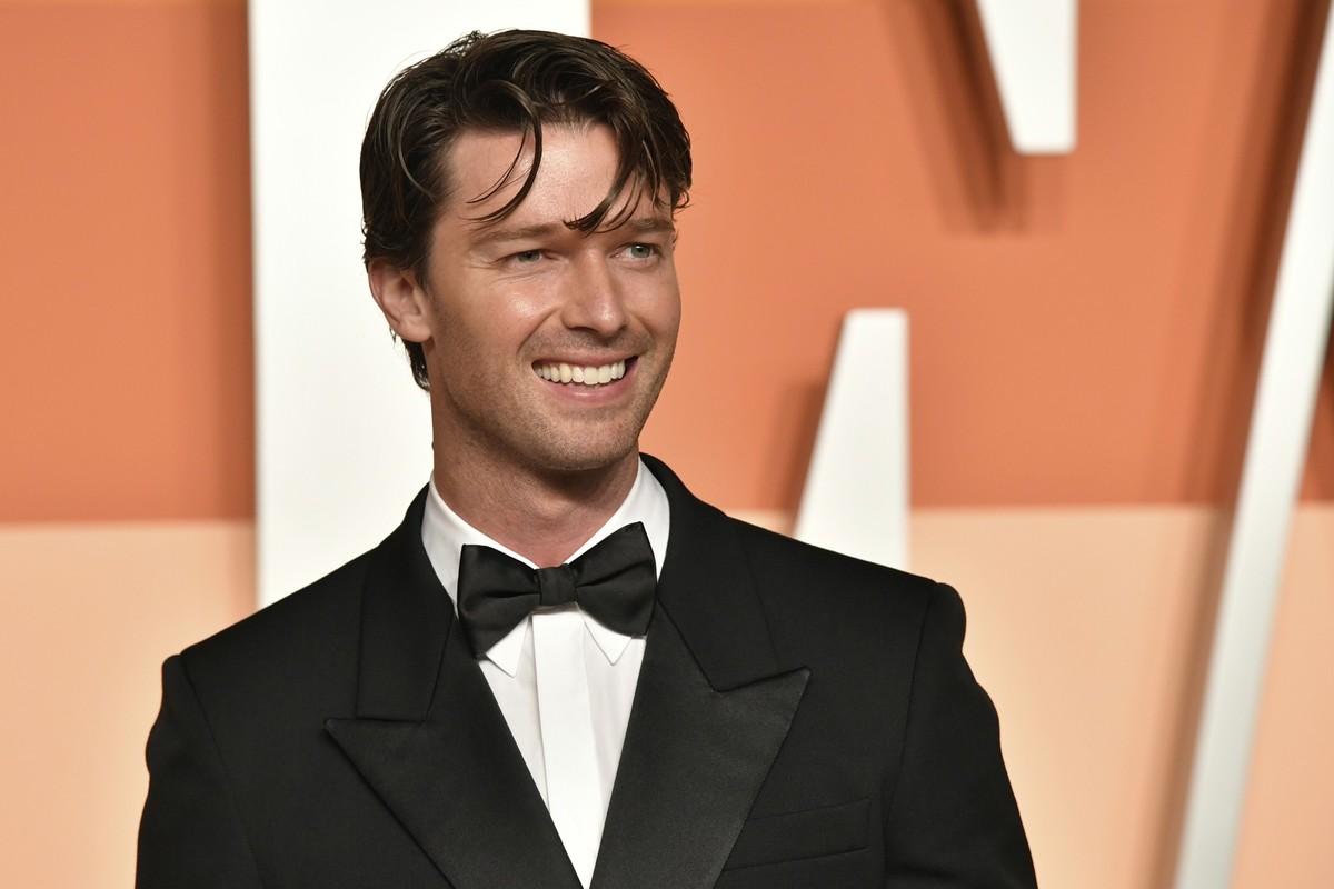 Patrick Schwarzenegger arrives at the Vanity Fair Oscar Party on Sunday, March 2, 2025, at the Wallis Annenberg Center for the Performing Arts in Beverly Hills, Calif. (Photo by Evan Agostini/Invision ...