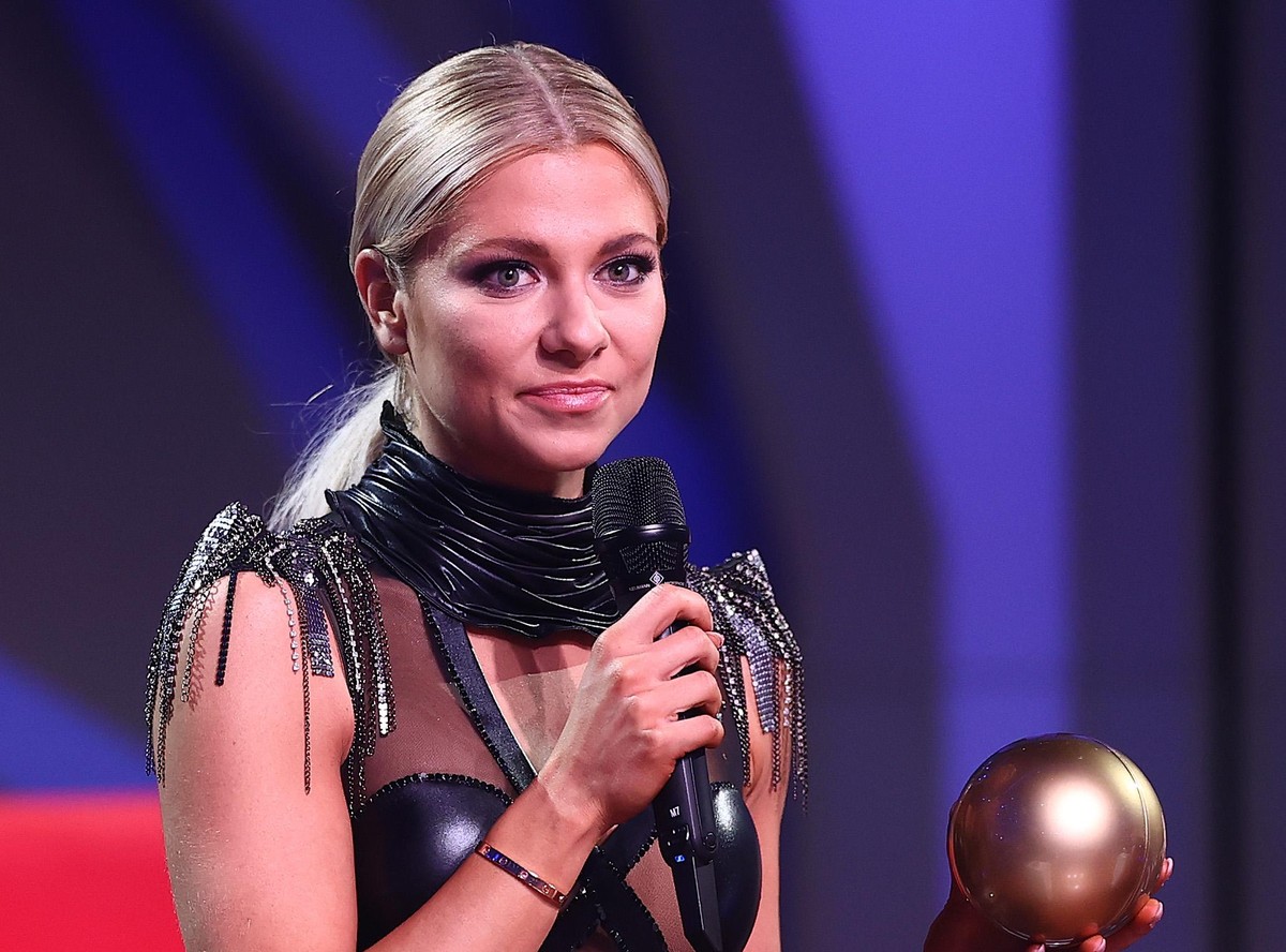 COLOGNE, GERMANY - MAY 21: Valentina Pahde speaks on stage during the 11th show of the 14th season of the television competition "Let's Dance" on May 21, 2021 in Cologne, Germany. (Phot ...