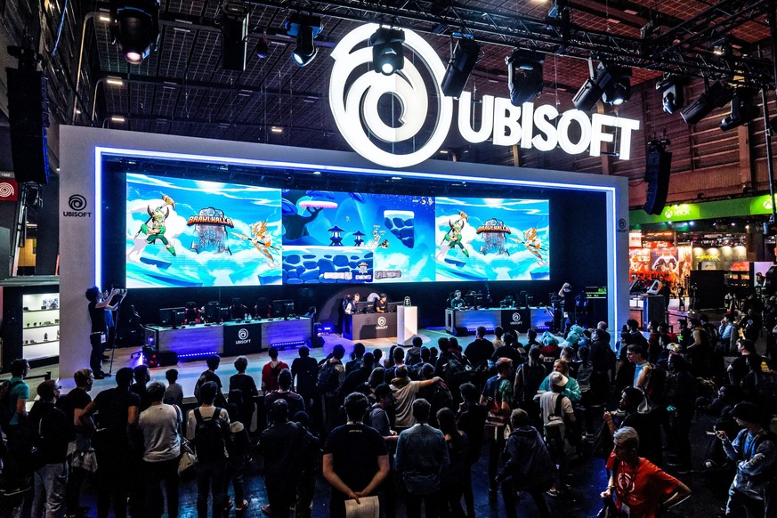 Competitors play to the game BRAWLHALLA during the exhibition of UBISOFT at the Porte de Versailles exhibition center during the 10th edition of Paris Games Week 2019 fair - November 01, 2019, Paris.  ...