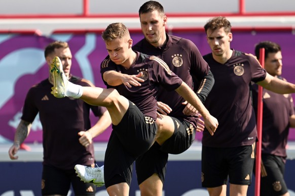 Mittelfeldspieler Joshua Kimmich beim Abschlusstraining der deutschen Nationalmannschaft am Dienstag in Doha.