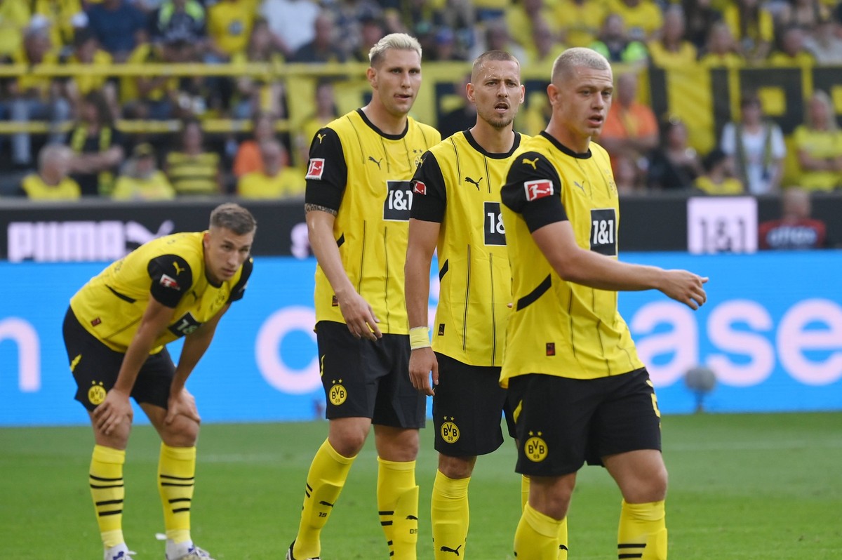 v.re., Julian Ryerson Borussia Dortmund, Waldemar Anton Borussia Dortmund, Niklas S