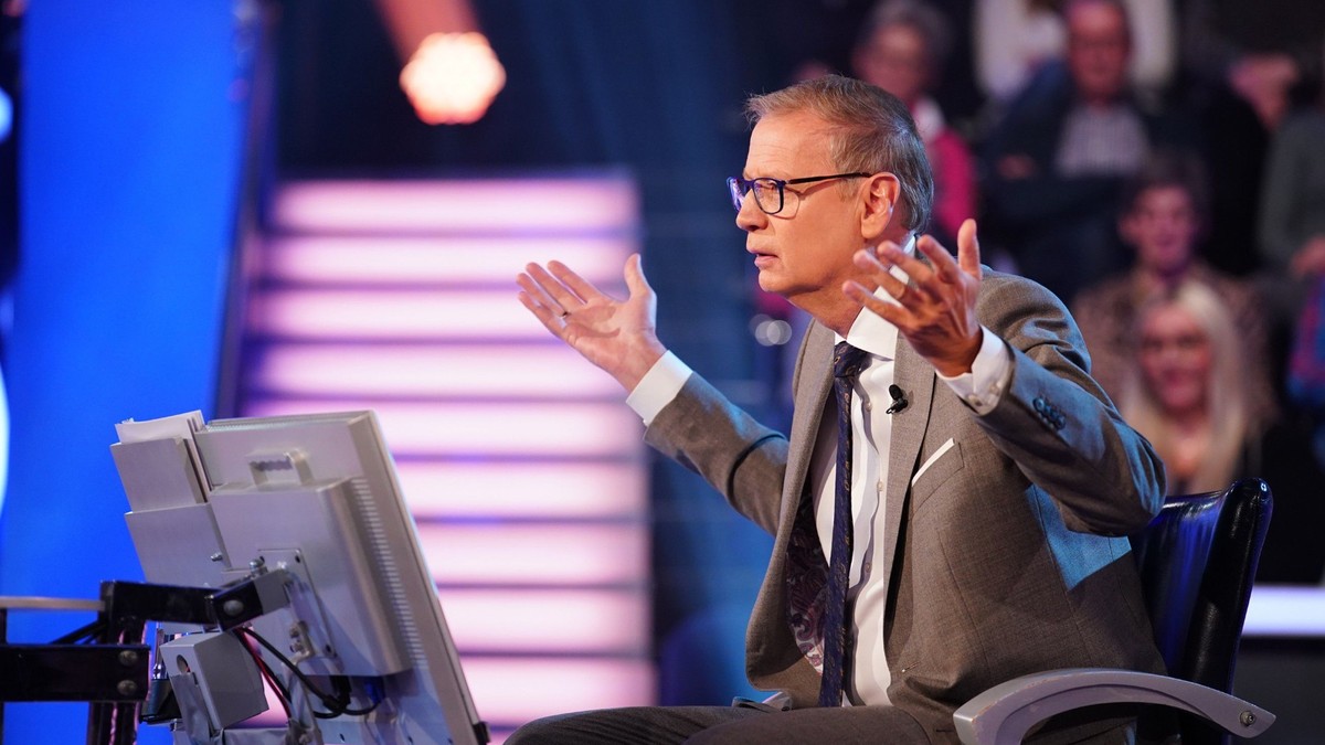 Günther Jauch
Die Verwendung des sendungsbezogenen Materials ist nur mit dem Hinweis und Verlinkung auf RTL+ gestattet.