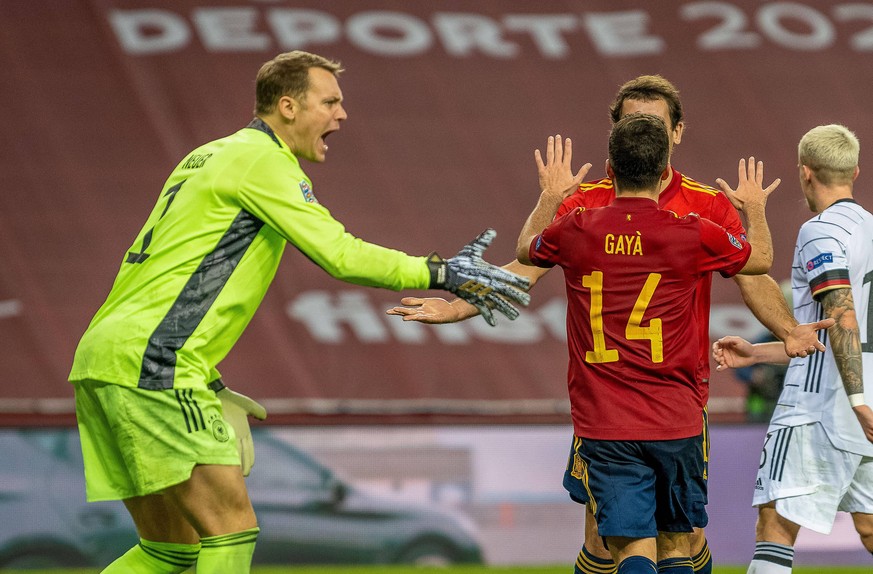 Sport Bilder des Tages Im Manuel Neuer Deutschland, 01 in voller Aufregung ueber das 6:0, Tor von Marcos Llorente Spanien, 21, GER, Spanien vs. Deutschland, Fussball, UEFA Nations League, Saison 2020/ ...