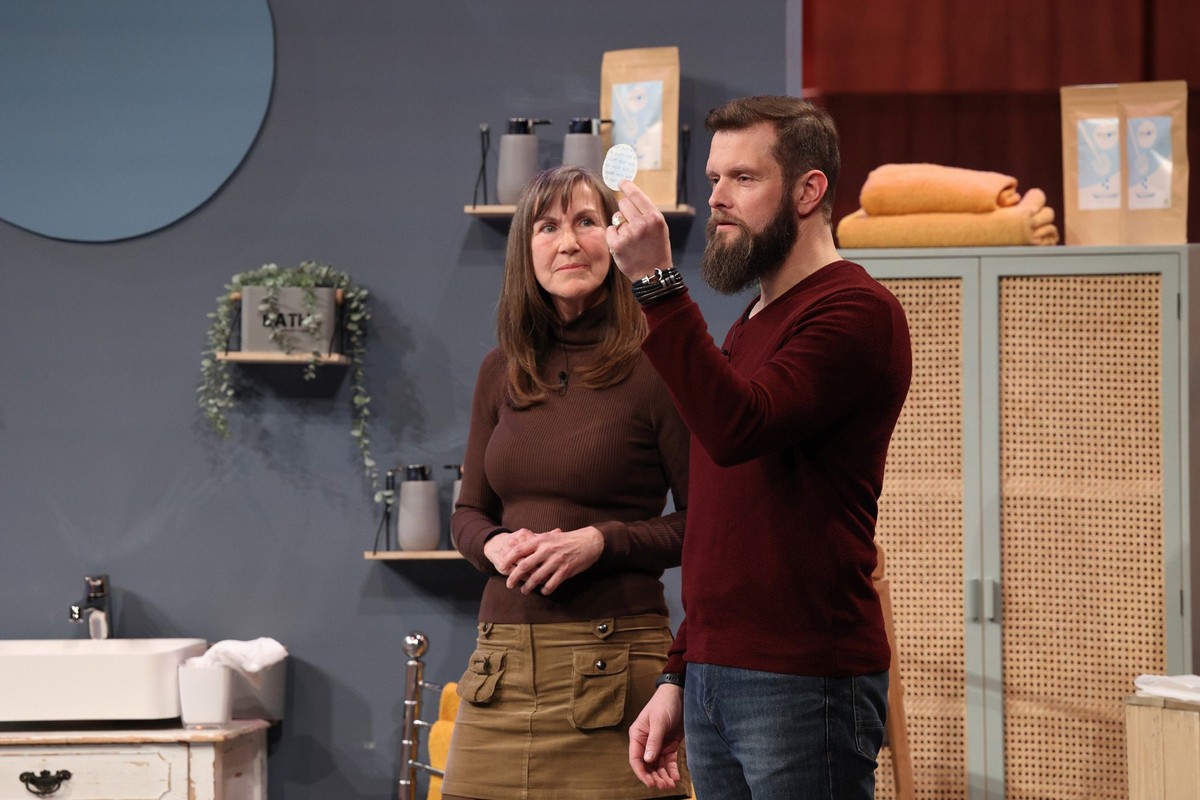 Lena Pieper (l.) und Anika Schmidt präsentieren die Job-Matching-Plattform für Working Moms FreeMOM. Sie erhoffen sich ein Investment von 250.000 Euro für 15 Prozent der Anteile an ihrem Unternehmen.  ...