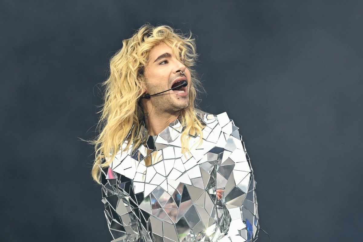 13.09.2024, Baden-Württemberg, Hockenheim: Bill Kaulitz von der Band Tokio Hotel steht beim Glücksgefühle-Festival auf dem Hockenheimring auf der Bühne. Foto: Uwe Anspach/dpa +++ dpa-Bildfunk +++