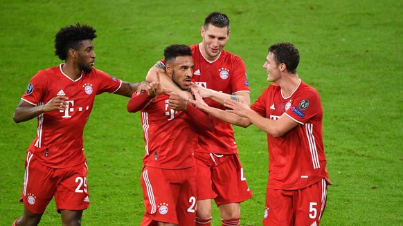 Torjubel nach dem 3:0, v.l. Kingsley COMAN (M), Torschuetze Corentin TOLISSO (M), Niklas SUELE (Süle, M), Benjamin PAVARD (M) FC Bayern Muenchen - Atletico Madrid Fussball Champions League, Gruppe A,  ...